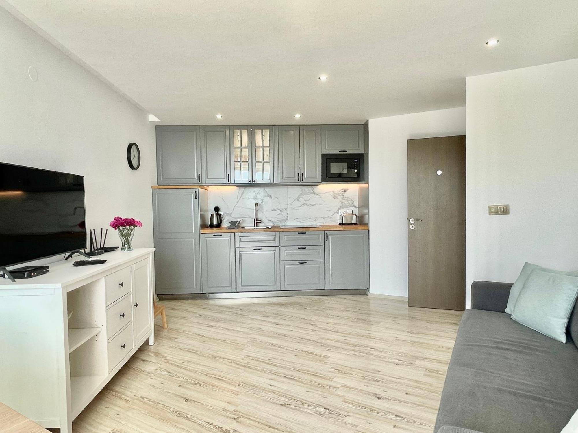 Appartamento Paradiso - Private Apartment-bsr-1